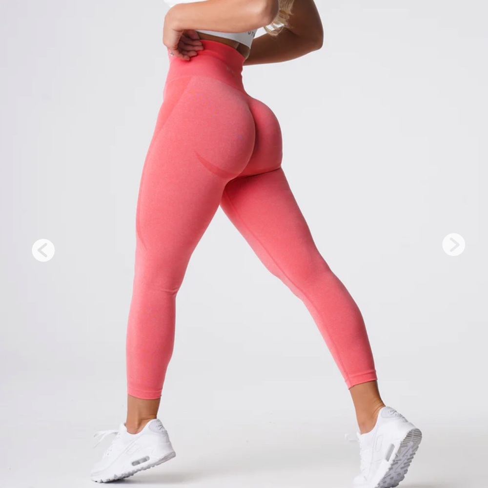 NVGTN Contour Seamless Leggings- Coral